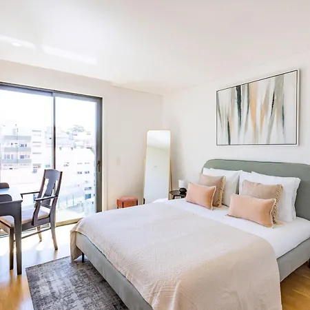 Apartment Camoes Downtown With Parking Porto